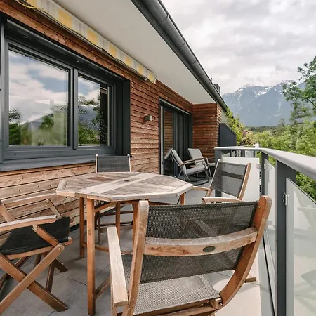 Caroline * Ötztal-Bahnhof