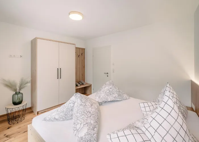 Caroline * Ötztal-Bahnhof